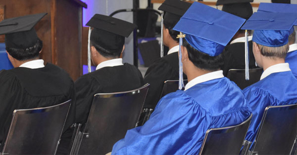 Graduates at Giddings.